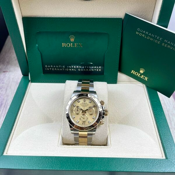 Rolex Cosmograph Daytona Champagne Dial