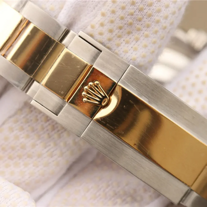 The Oyster Perpetual Yacht-Master Goldmix ( Gold & Blue Dial ) Stainless Steel 40mm